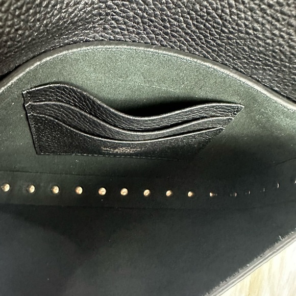 Valentino Black ROCKSTUD GRAINY CALFSKIN POUCH Crossbody - Picture 11 of 12